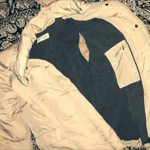 CALVIN KLEIN Ivory Cream Lightweight PUFFY Premium